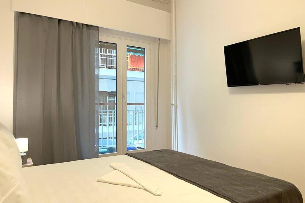 Pame Rentals - Ideal For 2 In Pagrati Athens Exterior photo